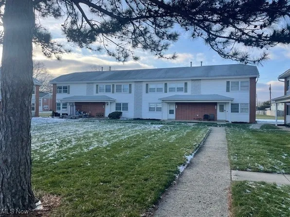 156 Buckeye Cir, Columbus, OH 43217