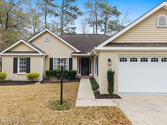 2nd image of 4 Pinebark Court
