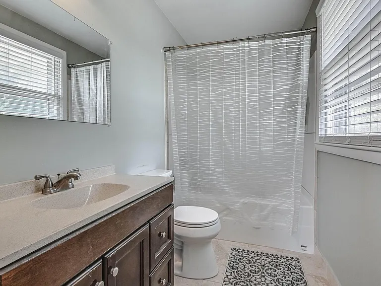655 Harding Pl — Photo 36