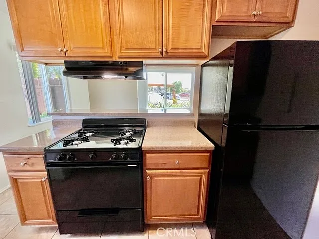 2964 Peppertree Ln #A — Photo 8