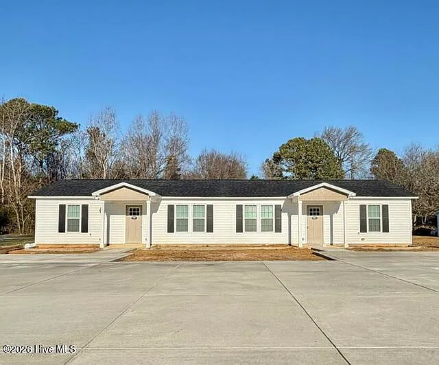 2 bed, 1.0 bath, 950 sqft, $1,500 — Photo 1