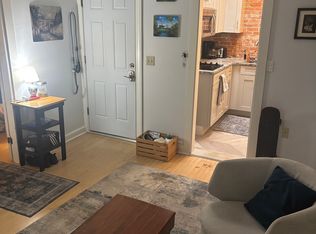 10 Pine St, Portland, ME 04102