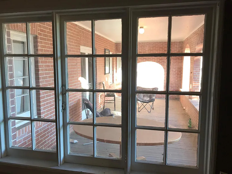 704 N Stockton St — Photo 13