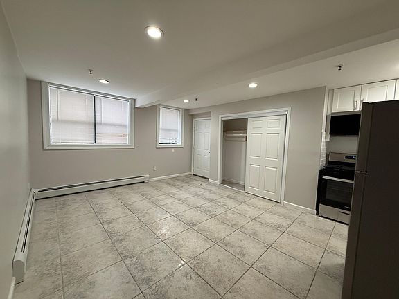 2nd image of 67 Brinkerhoff St #15E