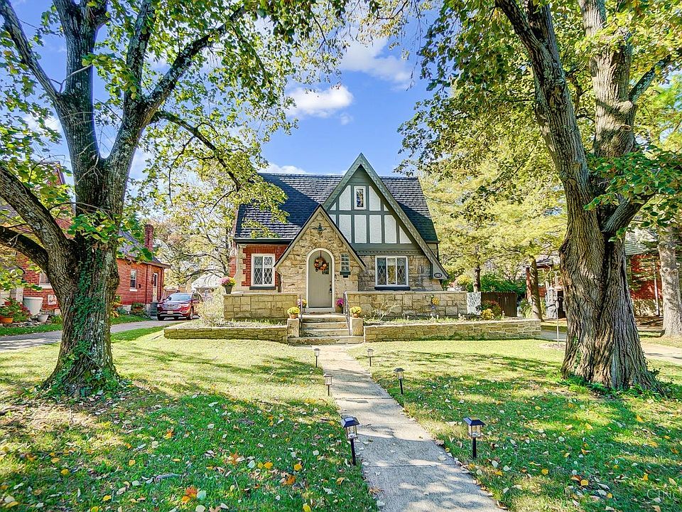 1st image of 1323 Covedale Ave