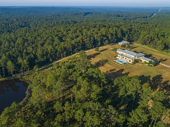 4th image of 468 Oak Rd