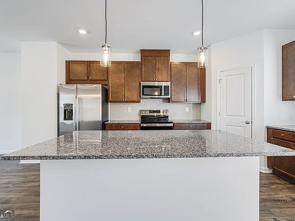 6th image of this home