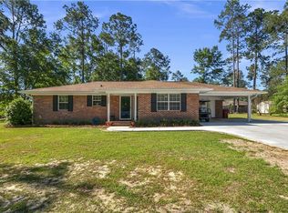 335 Edgewood Dr, Blackshear, GA 31516