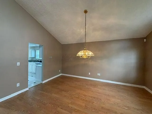 9372 Auburn Ave — Photo 6