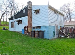 5755 Seeman Rd SW, Navarre, OH 44662