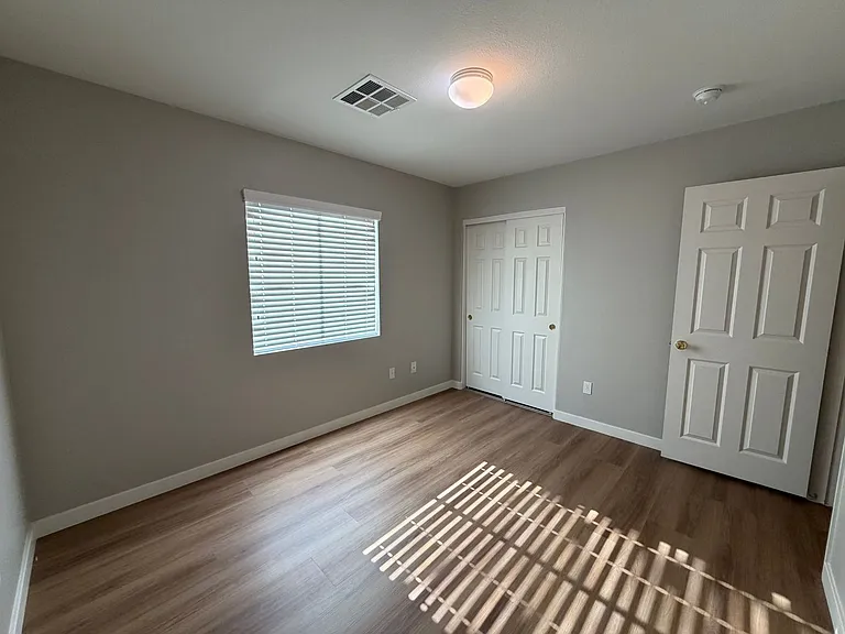 2139 Meadow Green Ave — Photo 25