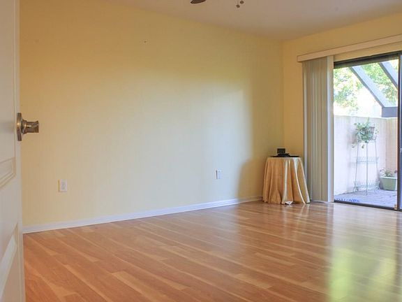 4th image of 5307 Myrtle Wood #42