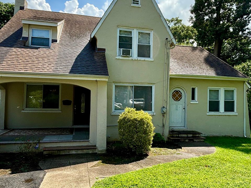 1st image of 226 Warner Ave