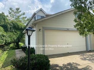 5525 Windrush Ct, Cleveland, OH 44134