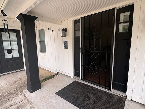 3rd image of 1148 Mannbrook Dr