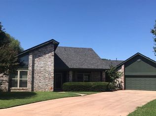 332 NW Ridgeview Way, Lawton, OK 73505