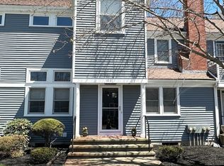 501 Auburn St APT 103, Whitman, MA 02382