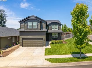 5470 Pinehurst St, Springfield, OR 97478