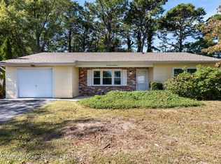111 Beverly Dr, Barnegat, NJ 08005