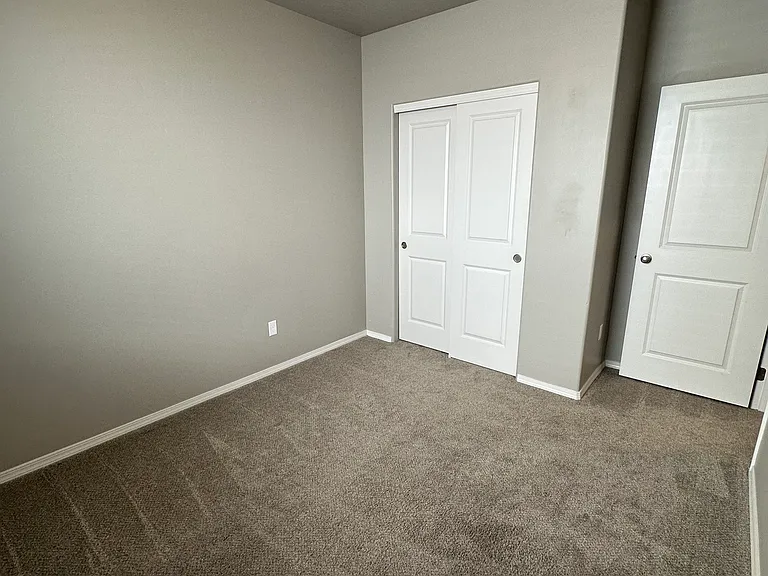 1271 W Lydia St — Photo 6