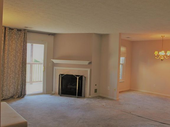 5th image of 7537 Somerset Dr