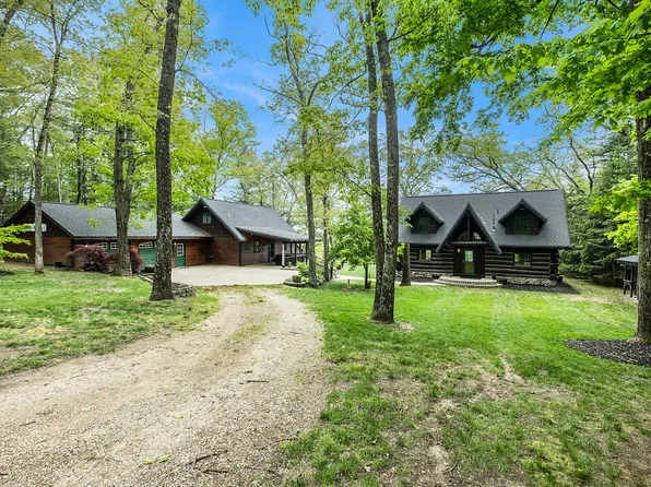 3210 E Rivers Edge, Newaygo, MI 49337