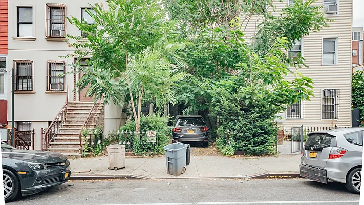 Rented by Nooklyn NYC LLC | media 50