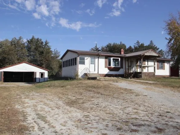12039 Wright Rd, La Porte City, IA 50651