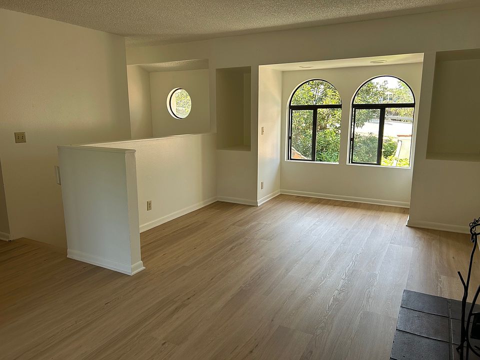 1st image of 1121 Chino St APT 4