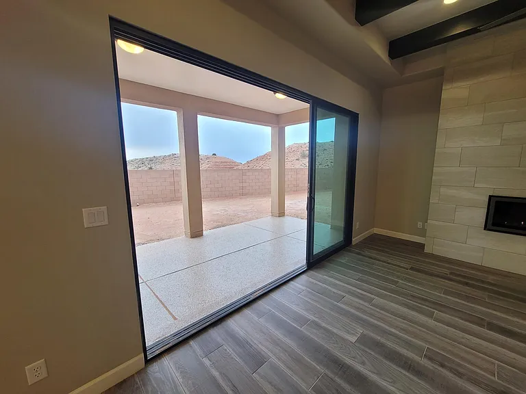 Huge patio sliders, for indoor/outdoor entertaining