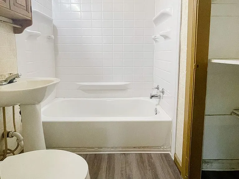 810 S Luick Ave — Photo 13