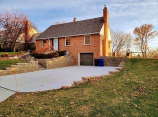 1936 Hillcrest Ave, Saint Paul, MN 55116