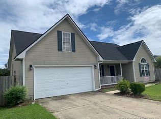 106 Manteo Dr, Raeford, NC 28376