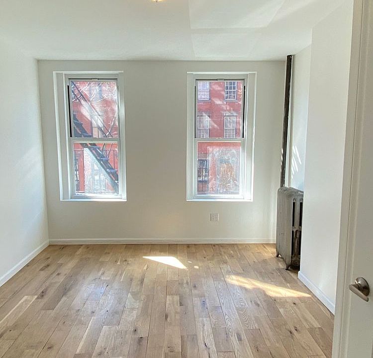 1st image of 255 W 12th St #5F