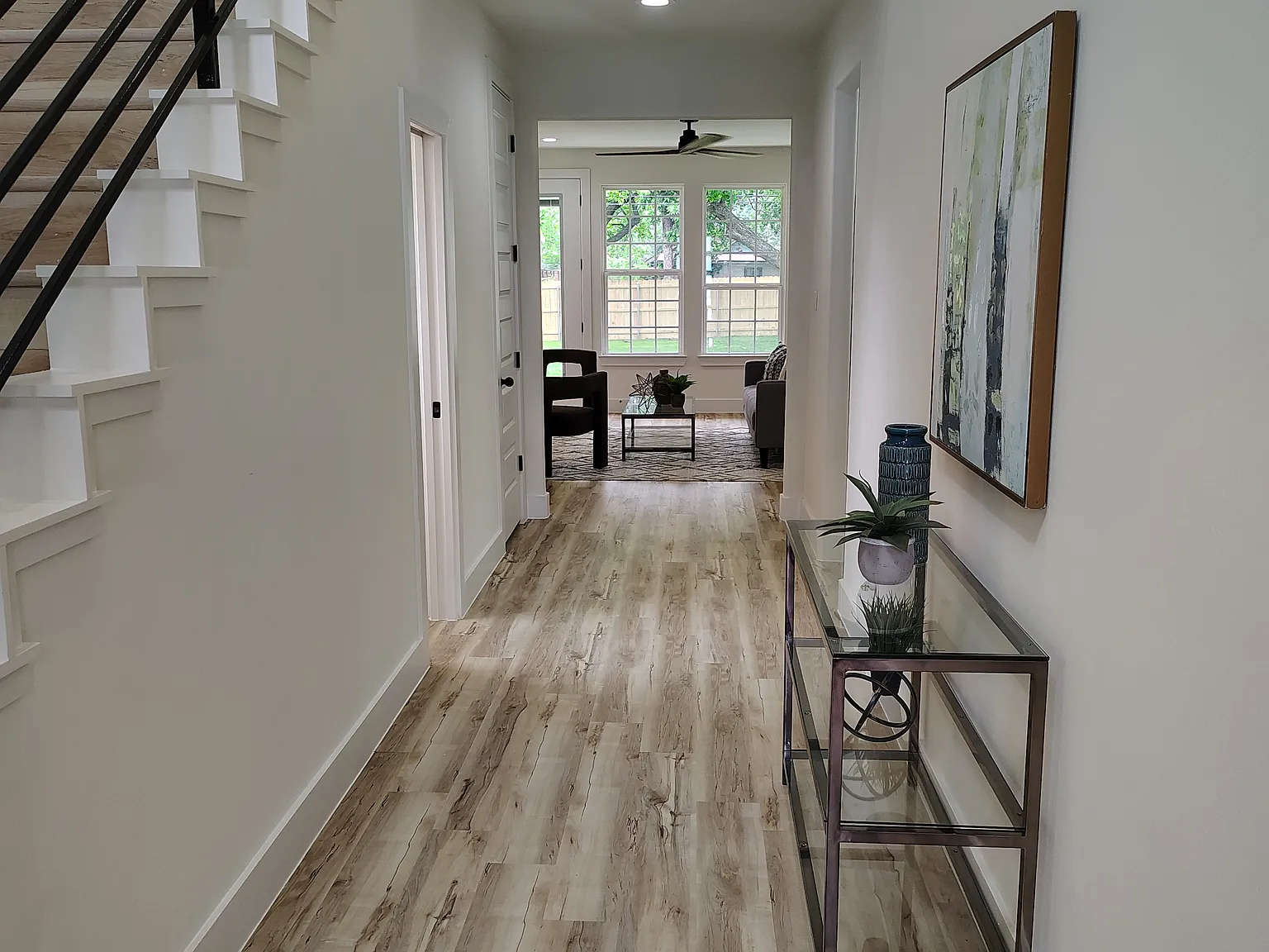 4 bed, 2174 sqft, $2,700 — Photo 3