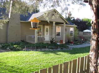 1420 NW Gilbert Way, Grants Pass, OR 97526