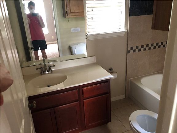 5th image of 2515 San Gabriel St #7