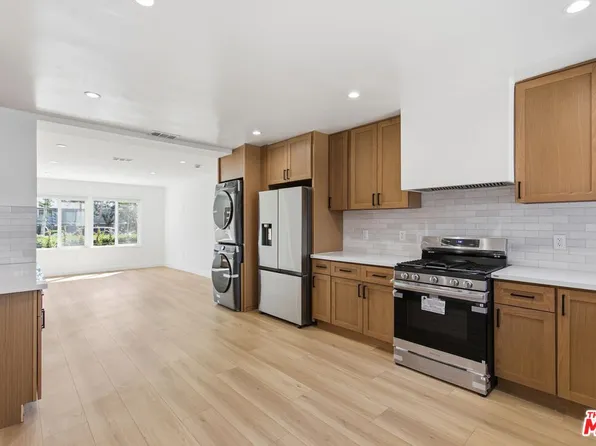 11671 Chandler Blvd, North Hollywood, CA 91601