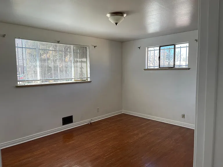 1392 S Umatilla St — Photo 4