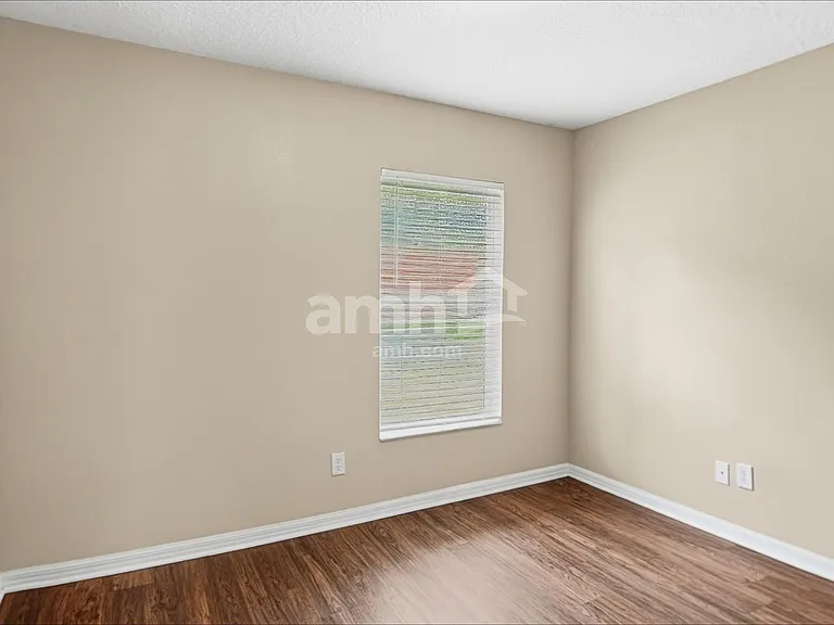 924 Burland Cir — Photo 14