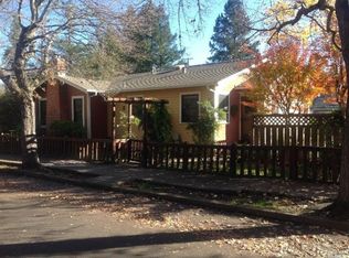 890 N Oak St, Ukiah, CA 95482