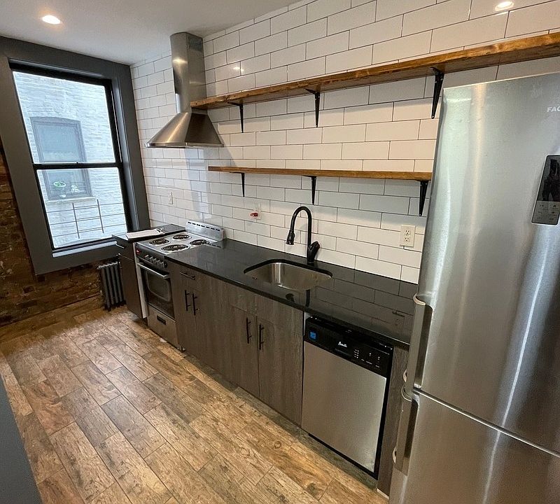 1st image of 50 E 19th St APT C5