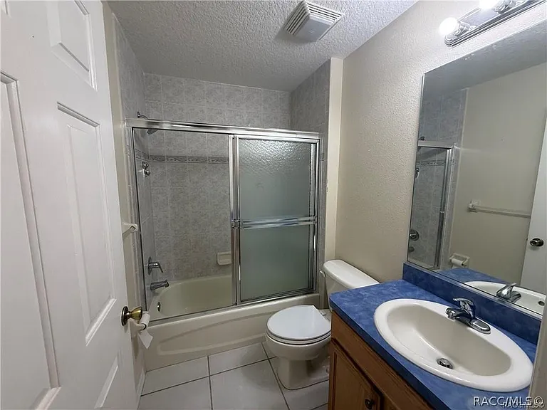 3057 E Catherine Ln — Photo 9