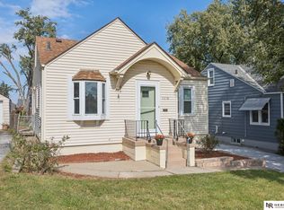 5838 Walnut St, Omaha, NE 68106