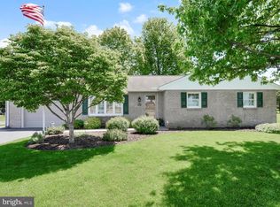 231 Hackman Rd, Ephrata, PA 17522