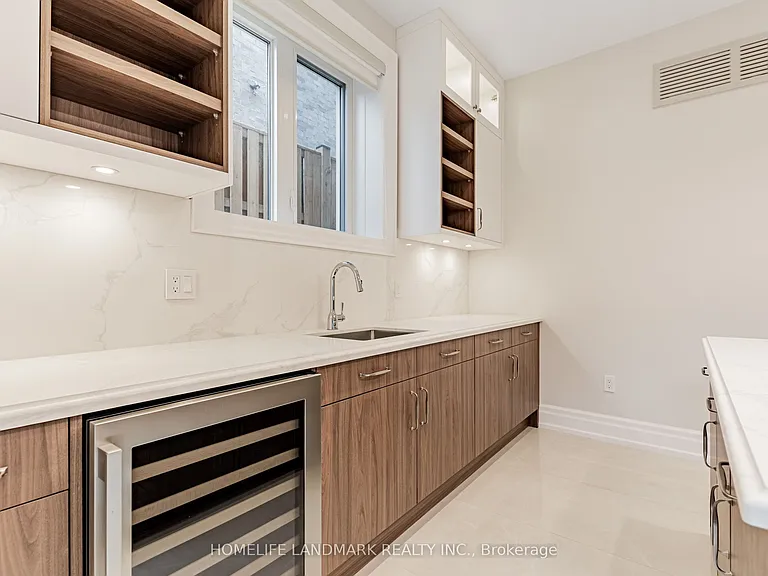 198 Empress Ave — Photo 31