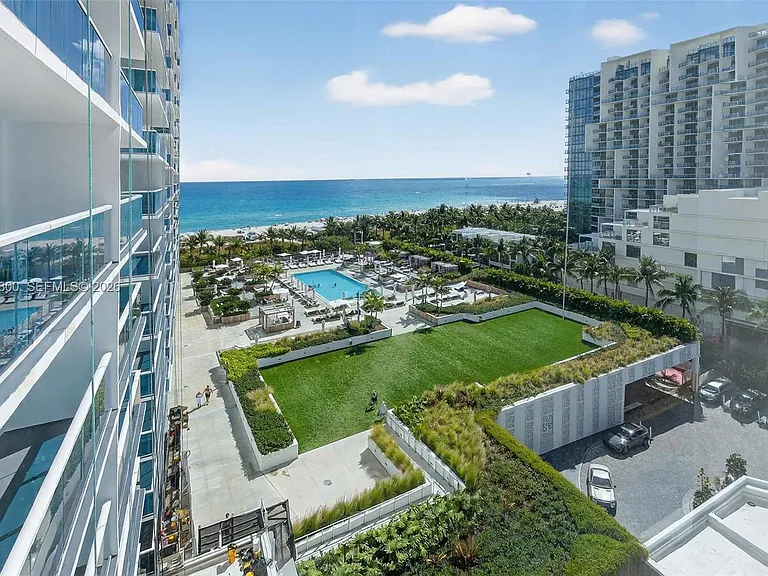 2301 Collins Ave #943 — Photo 3