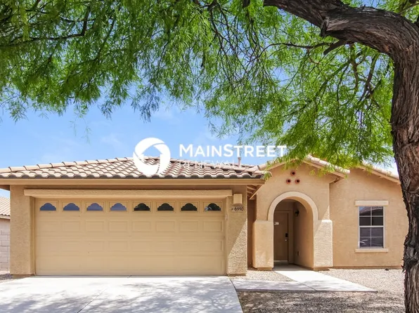 6990 W Festival Way, Tucson, AZ 85757