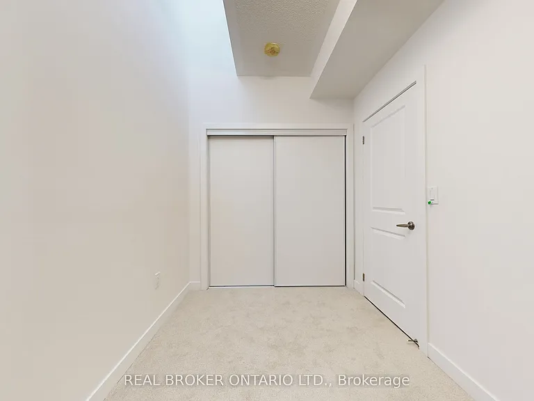 15100 Yonge St N #216 — Photo 20