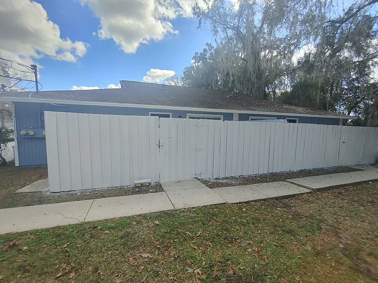 1870 SE 40th Street Rd #C — Photo 4
